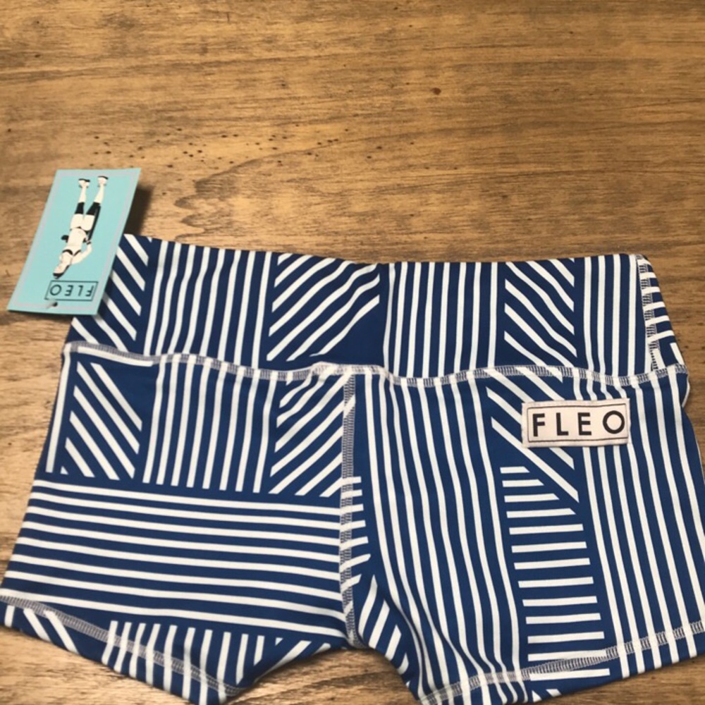 Fleo Linear Lust - Small